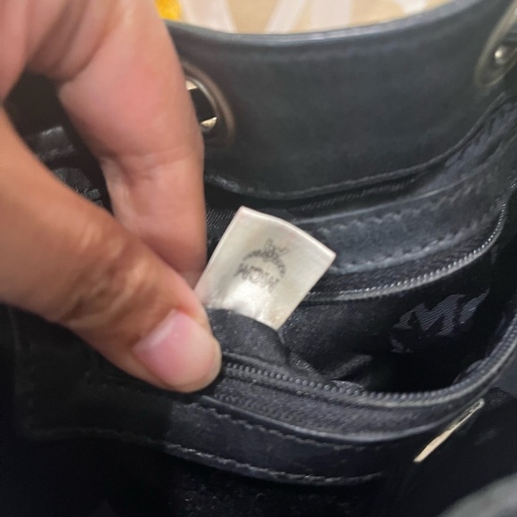 MCM BLACK VISETOS DRAWSTRING BUCKET BAG - Picture 8 of 13